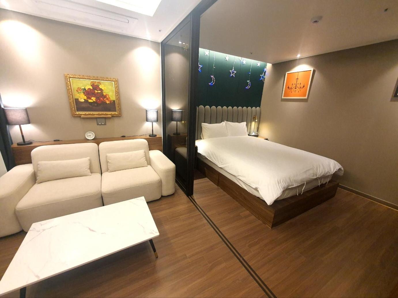 Hotel Raviens라비앙즈 Pusan Zewnętrze zdjęcie