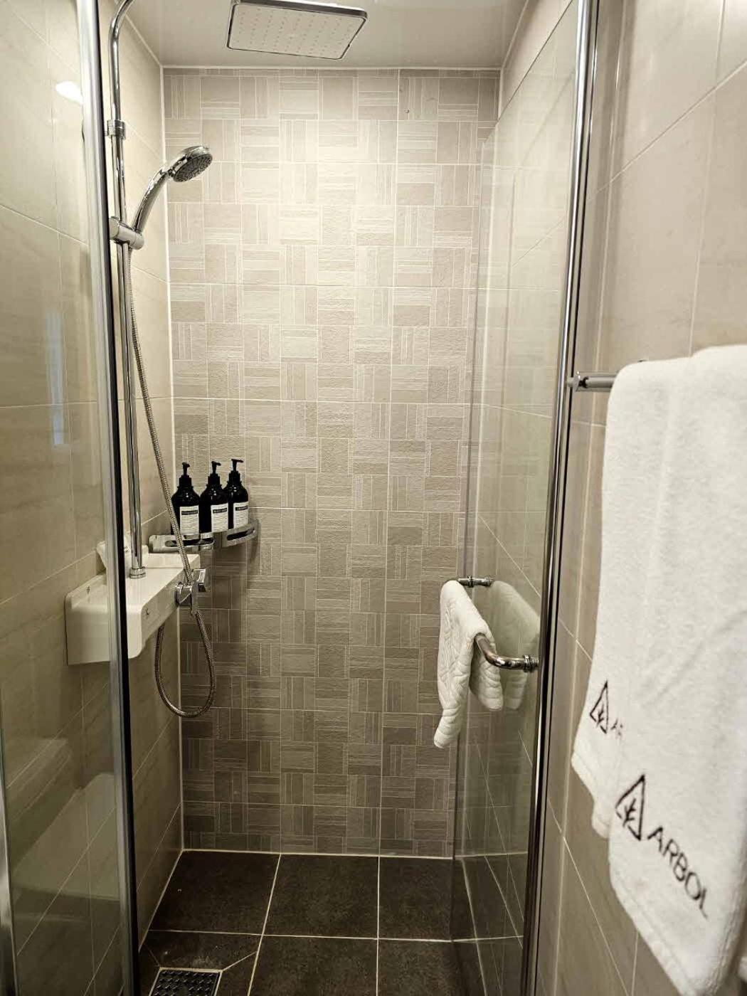 Hotel Raviens라비앙즈 Pusan Zewnętrze zdjęcie